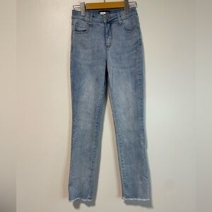 Frank Lyman Light Wash  Raw Edge Denim Blue Jeans